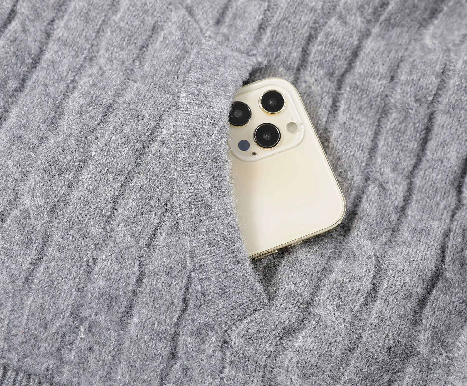 O1CN01YqxWcS1Vu9E3AyVWZ