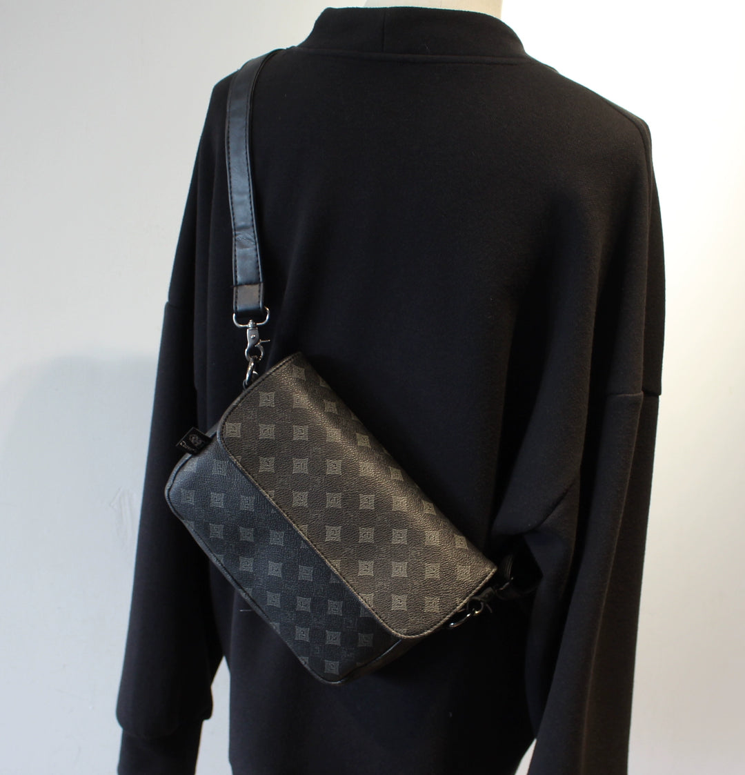 O1CN01YzAz971RpmzkqUUq6