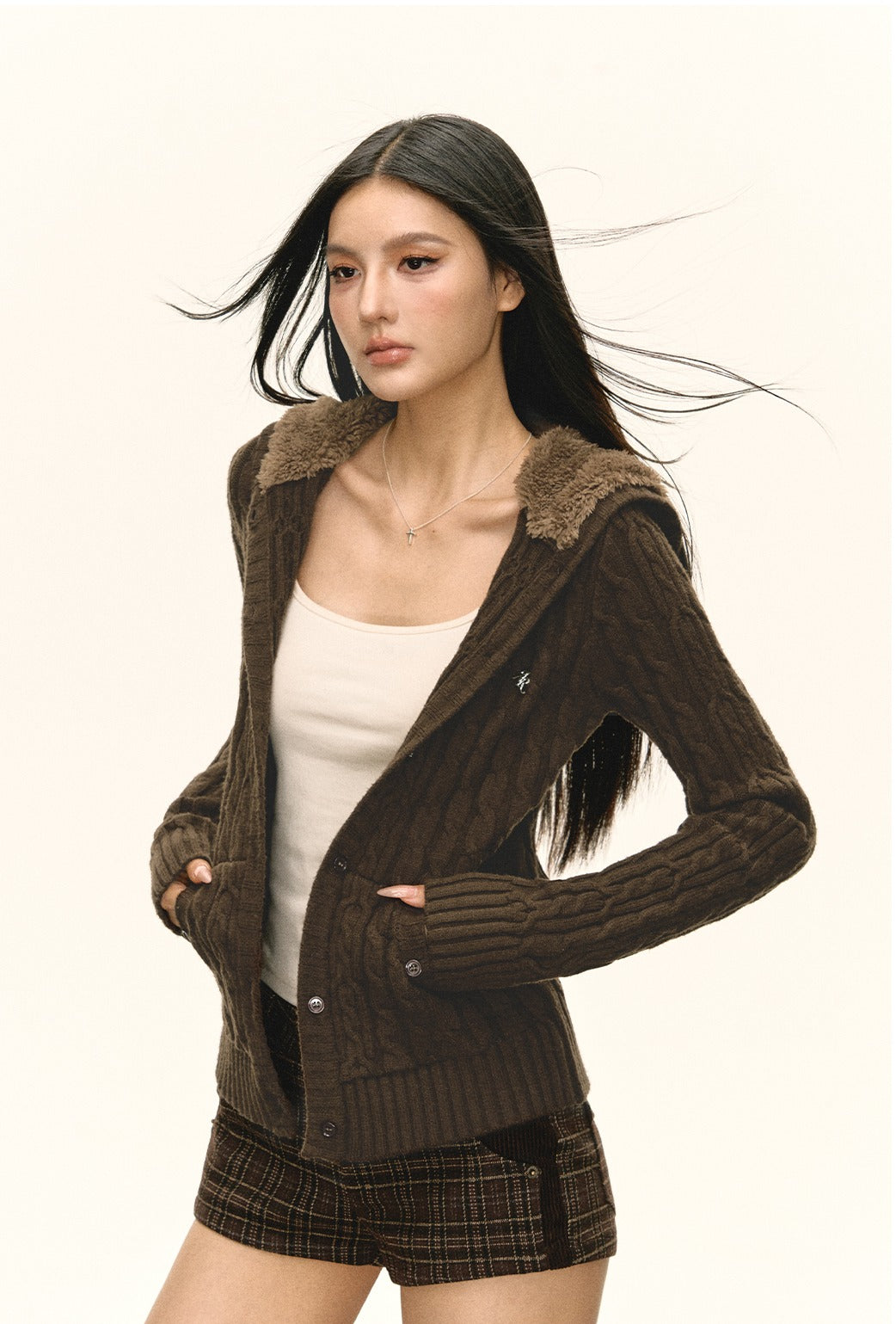 O1CN01ZSWLnV1JKAj9XIp1D