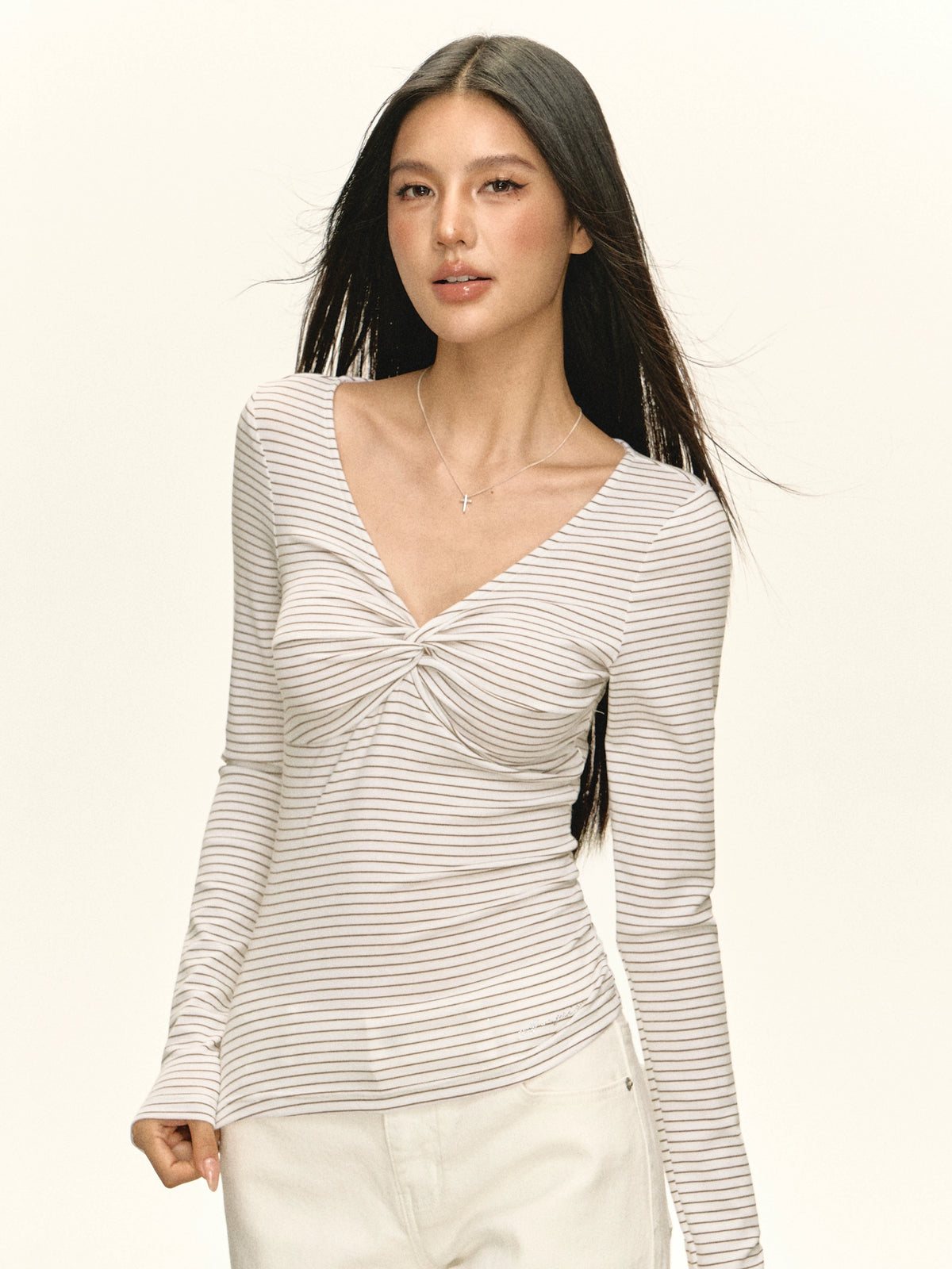 O1CN01ZVrviv1JKAikz3goE