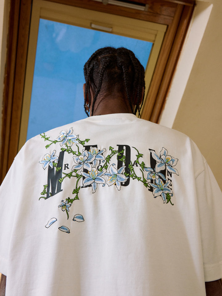 つる草の花刺繍入りショートスリーブTシャツ 