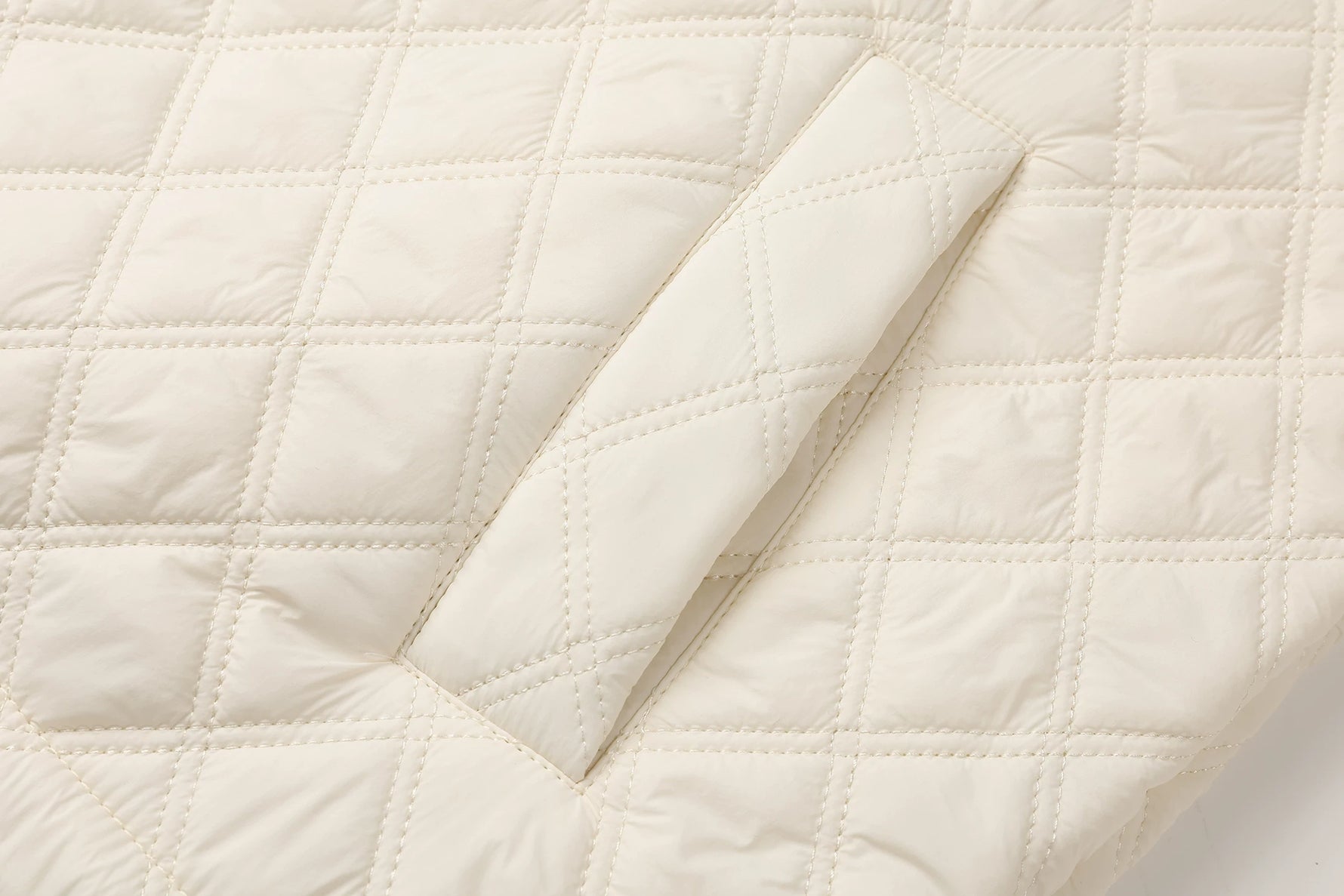 O1CN01a9eKYx2KUXUuROe4c