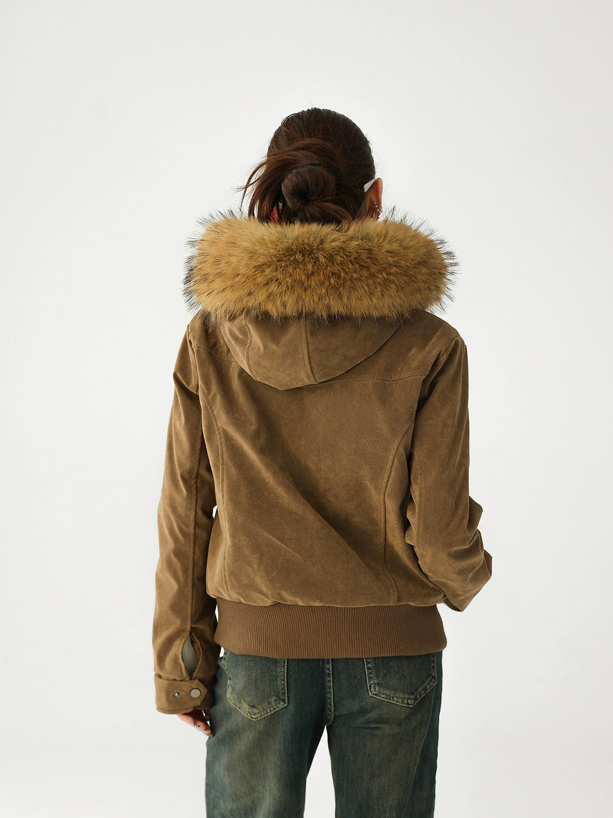 O1CN01aHUfLG1Qrn7IzQ3Yi