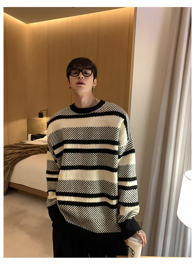 Lockerer gestreifter Pullover 