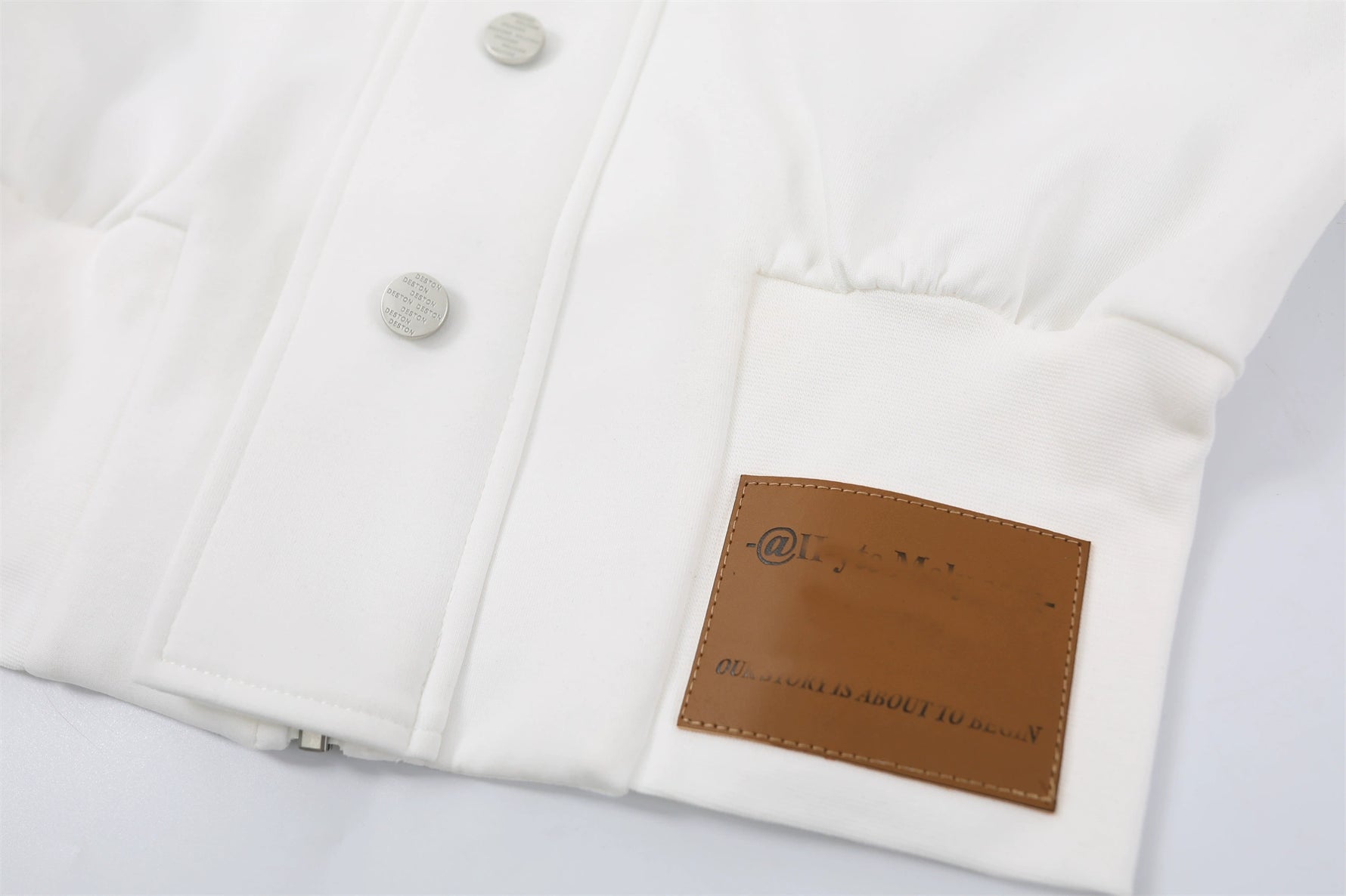 O1CN01be9I0P1ZKCbZqfyGZ