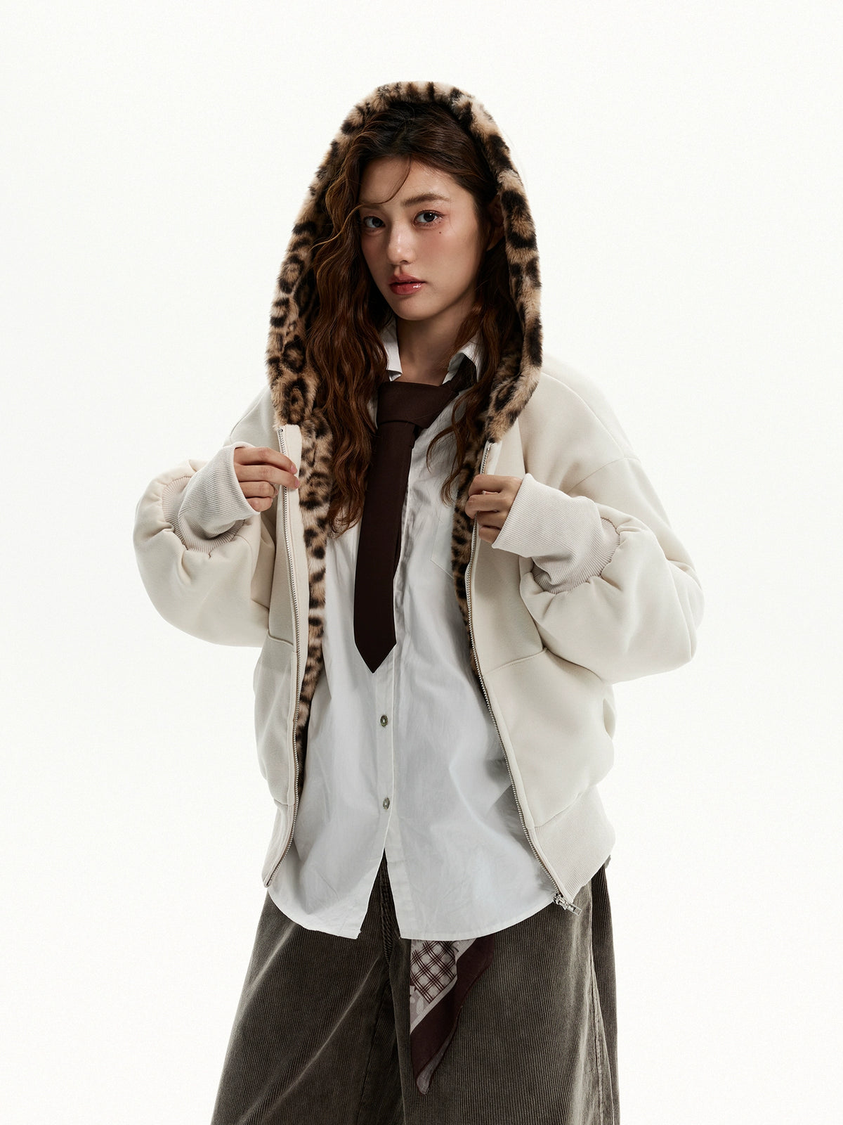 O1CN01c4KwpW22JOmV0yydF