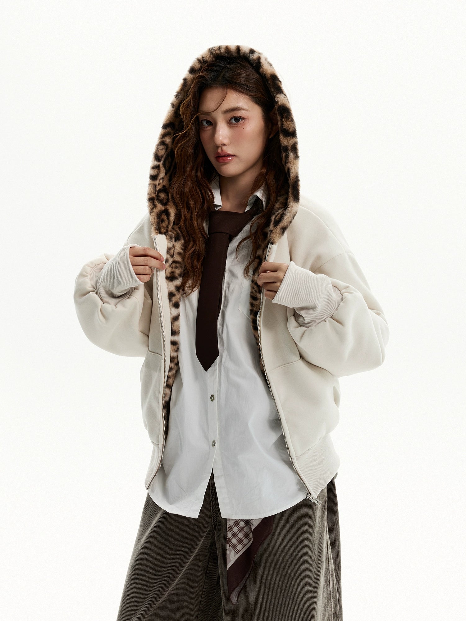 O1CN01c4KwpW22JOmV0yydF