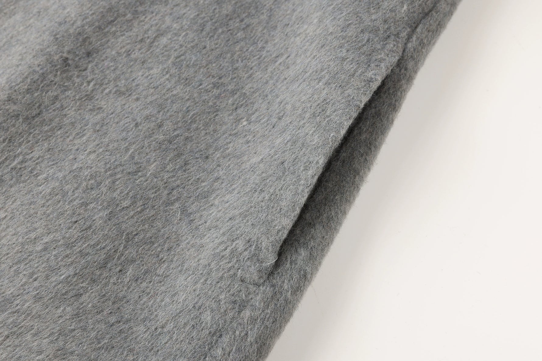 O1CN01cDbrSI2KUXUD28tJz