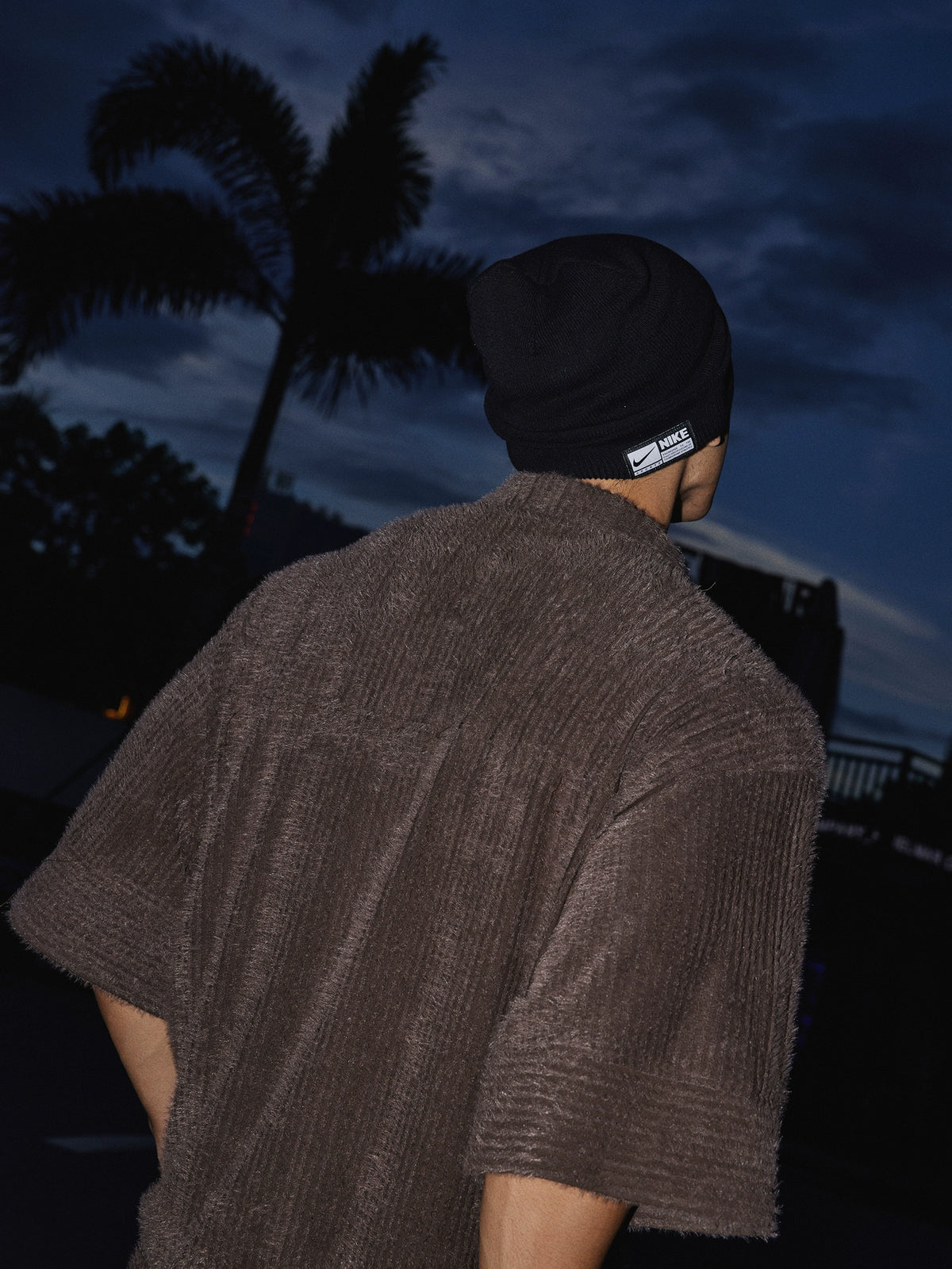 O1CN01dm319q1EHobDknGY1