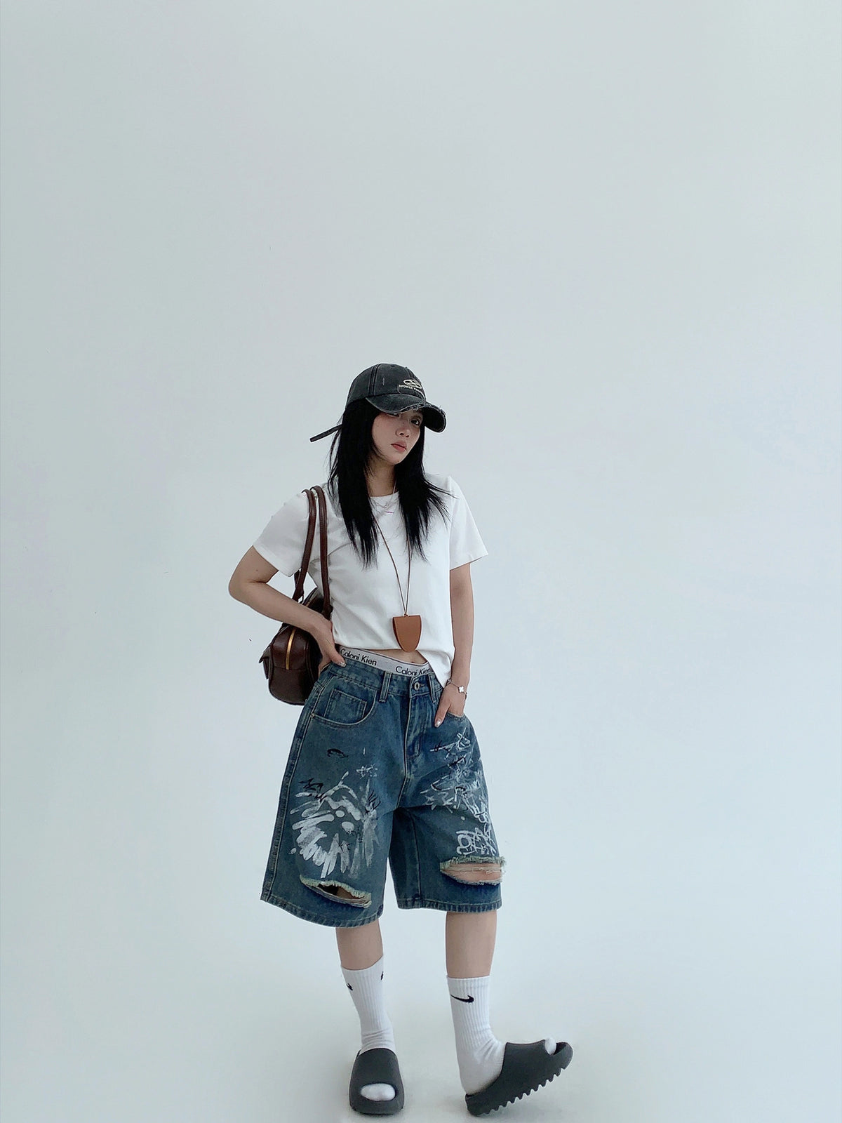 O1CN01eK2SsZ1KUXGWYuttH~crop,250,0,1500,2000~