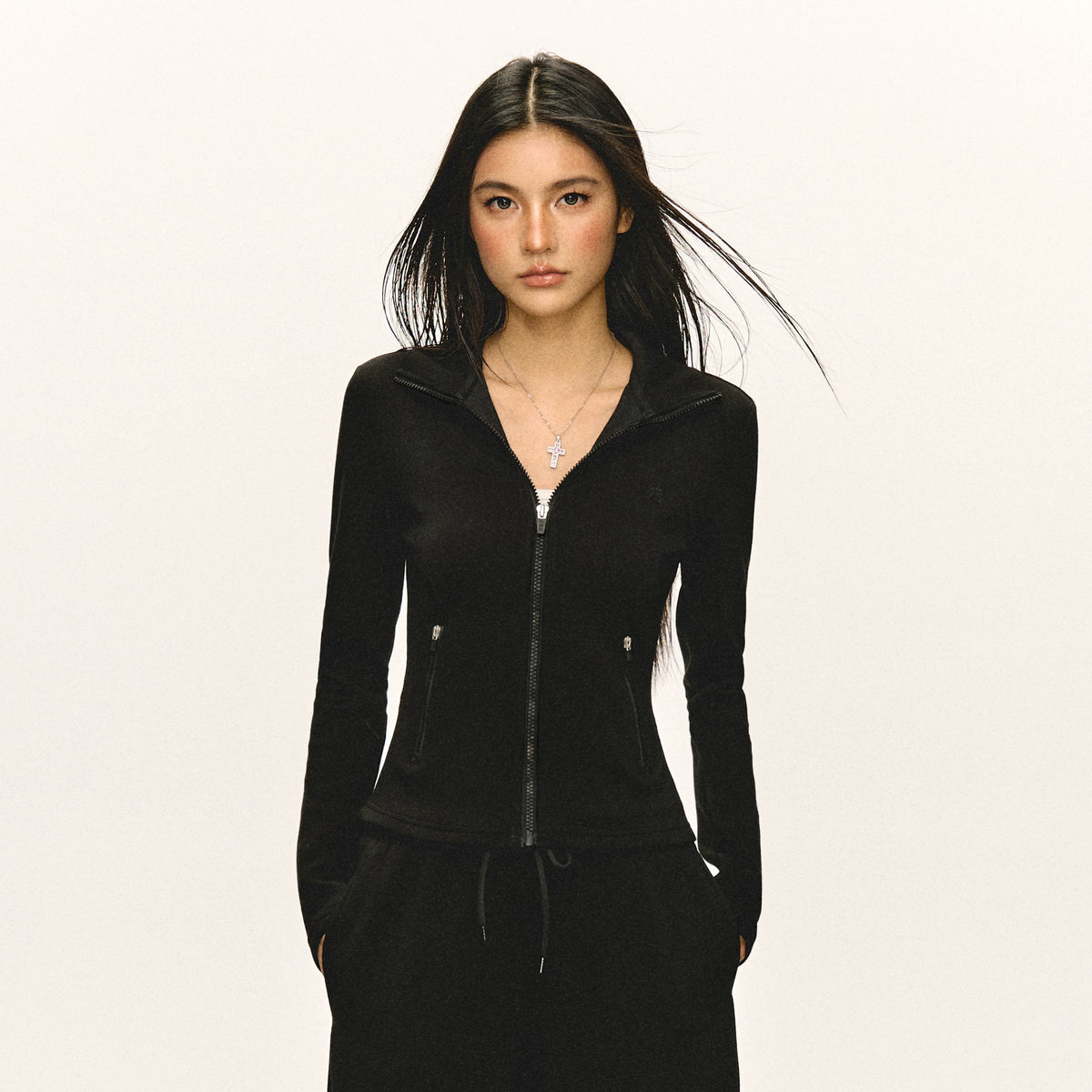 O1CN01ev80O21JKAilwr8QX