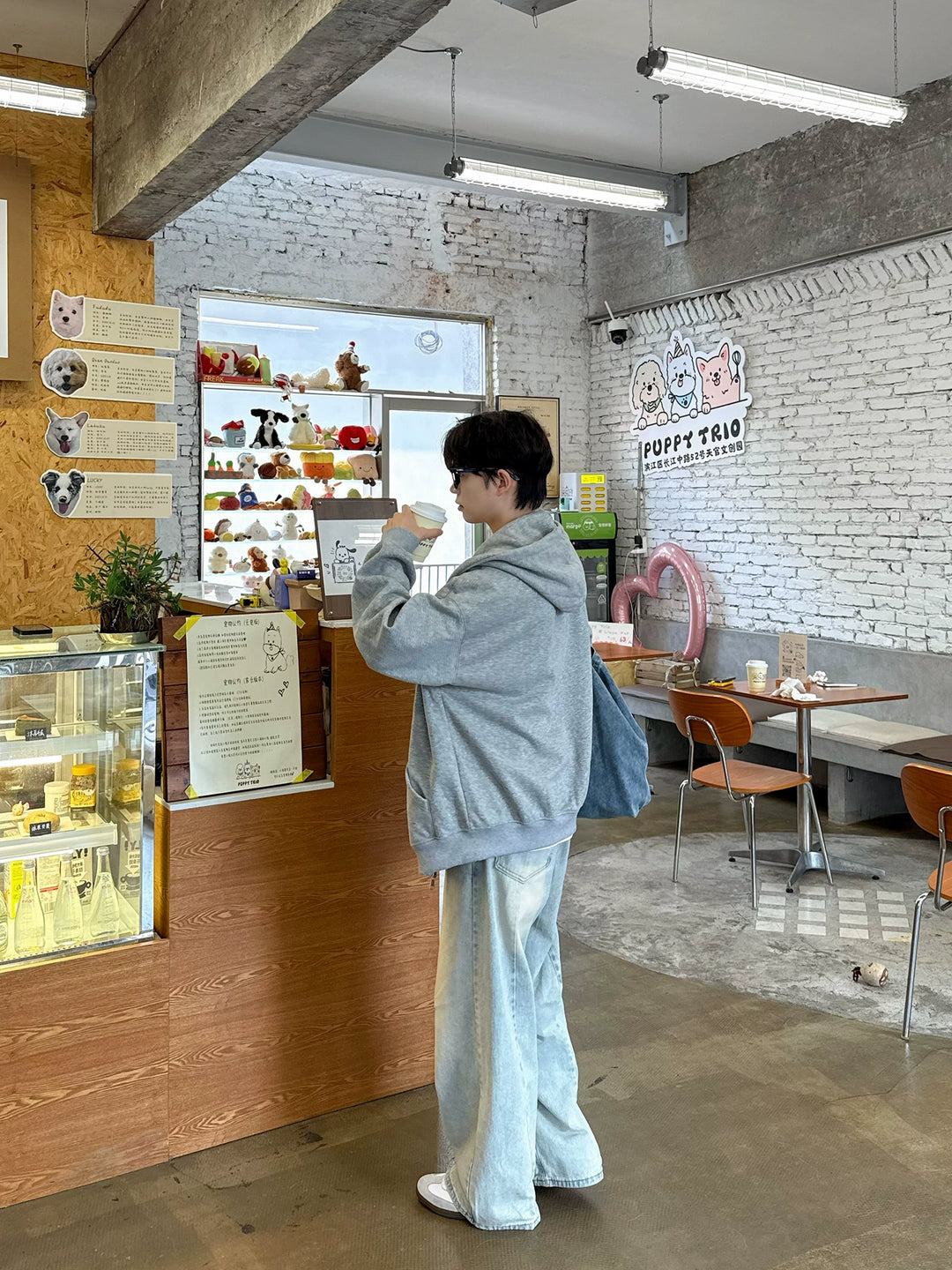 O1CN01fz9i8V1mHzhkeUJj4