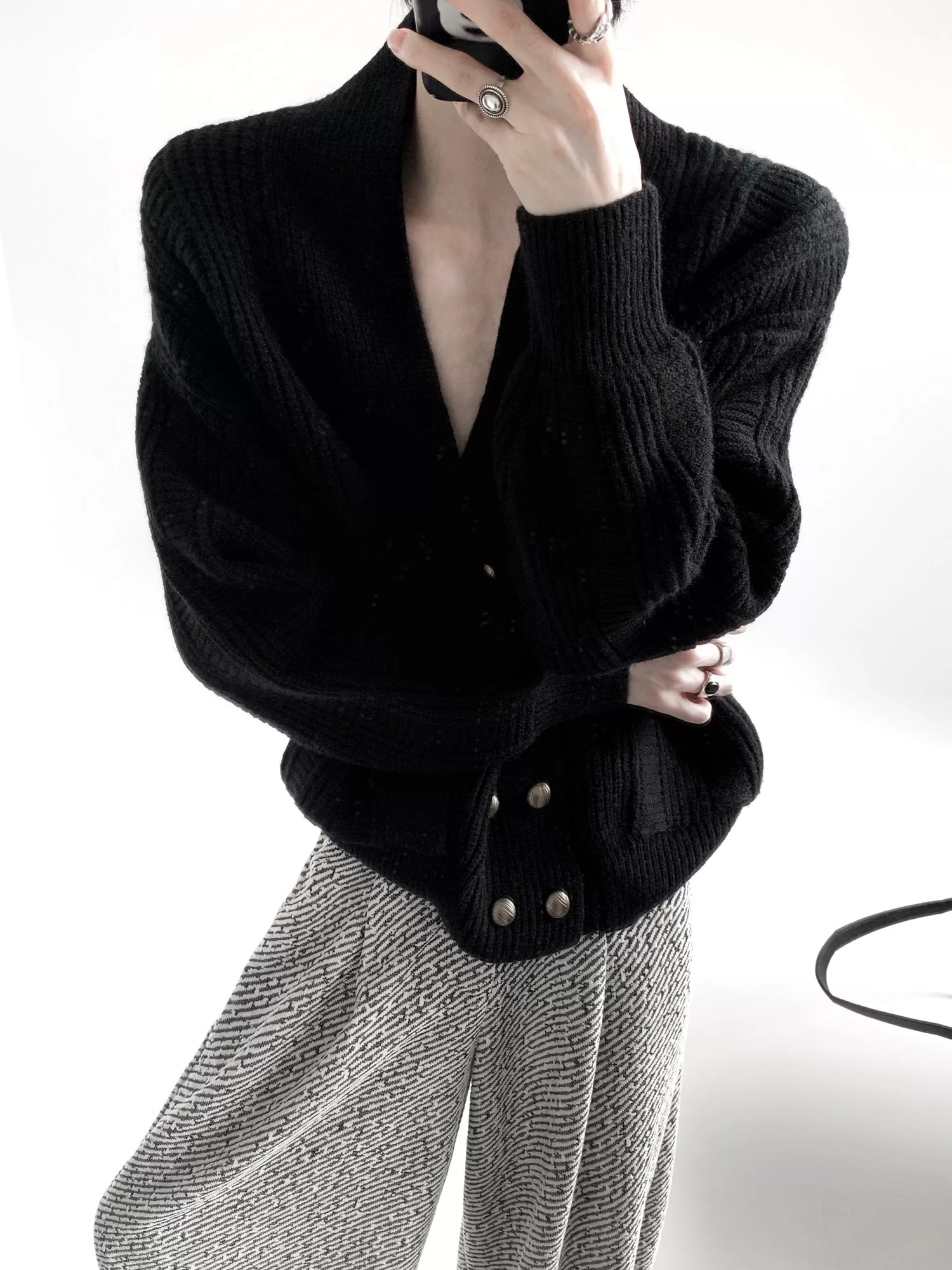 Cárdigan de punto de cuello en V de doble botonadura 