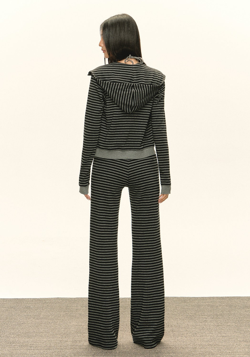 O1CN01g3eg9Q1JKAiczIOIx