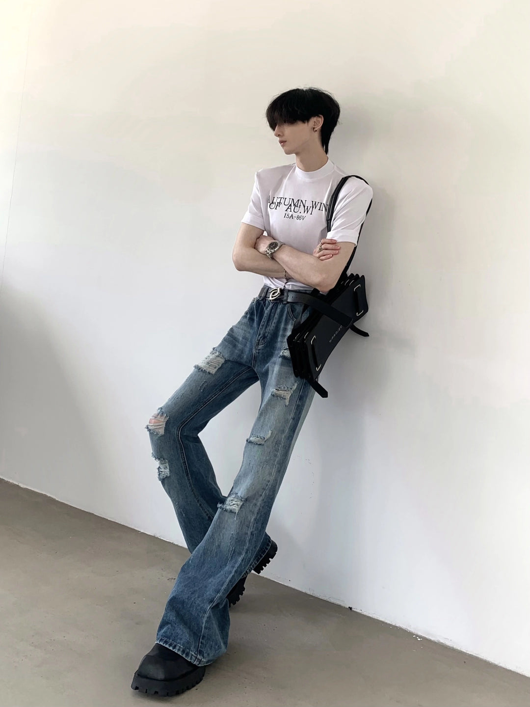 Distressed Flared Ripped Washed Jeans