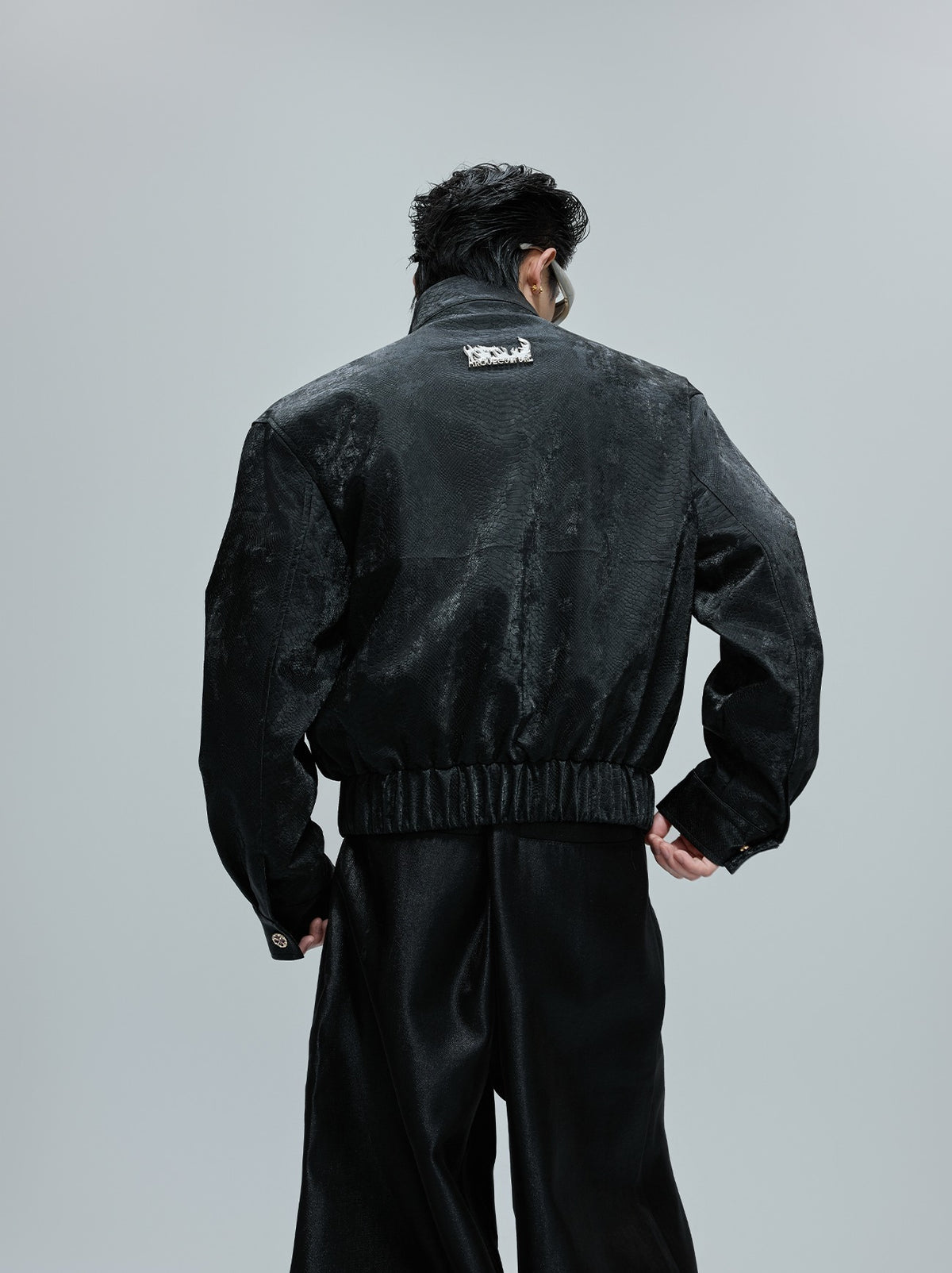 O1CN01hzLRGF2MtOCX1Zbmp