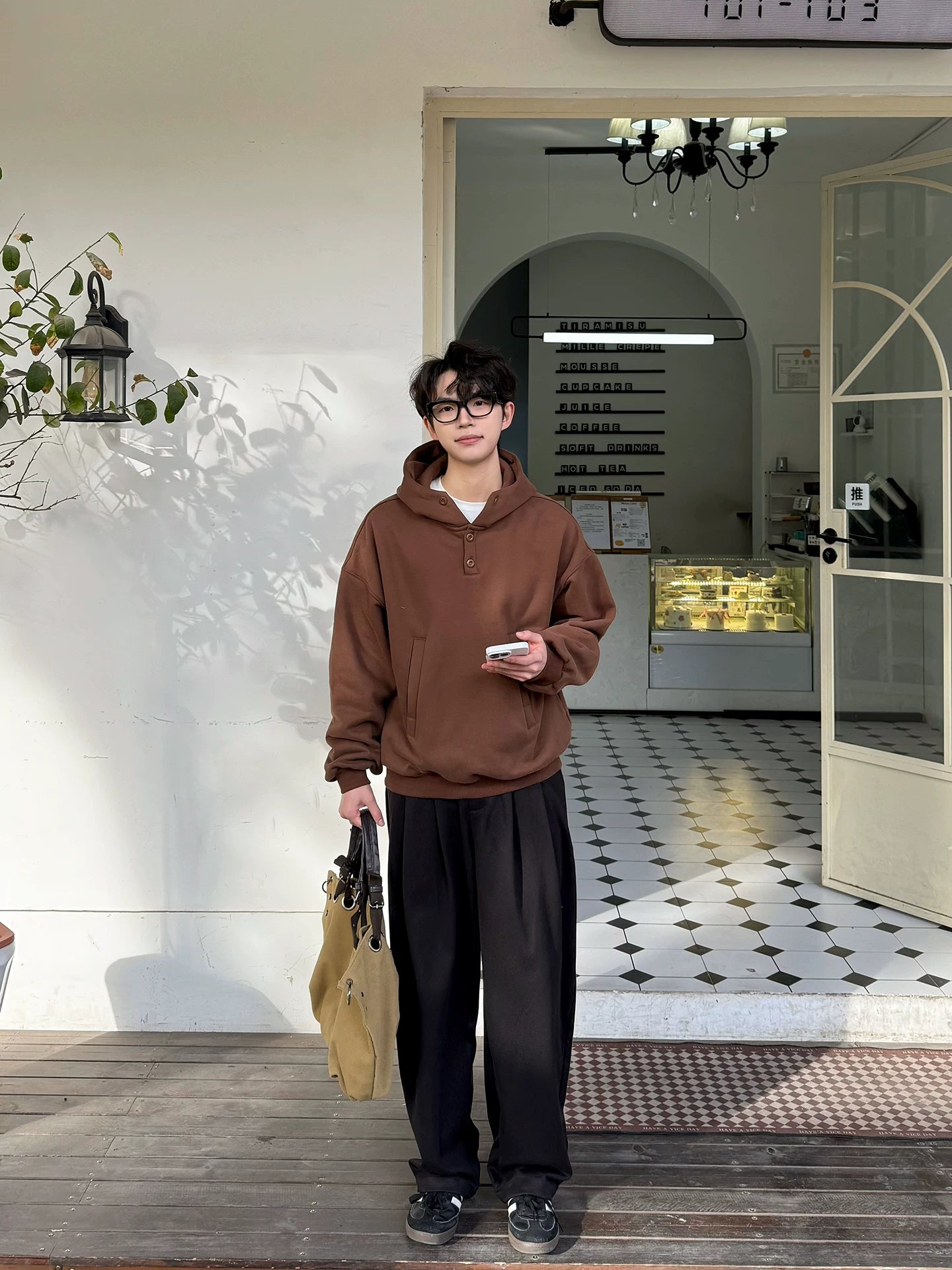 O1CN01iNpweF1mHzirZ7IF0