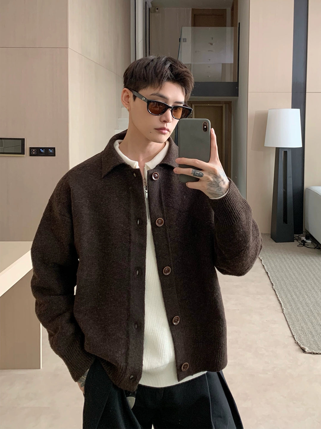 Cárdigan de punto relajado con botones de lana 