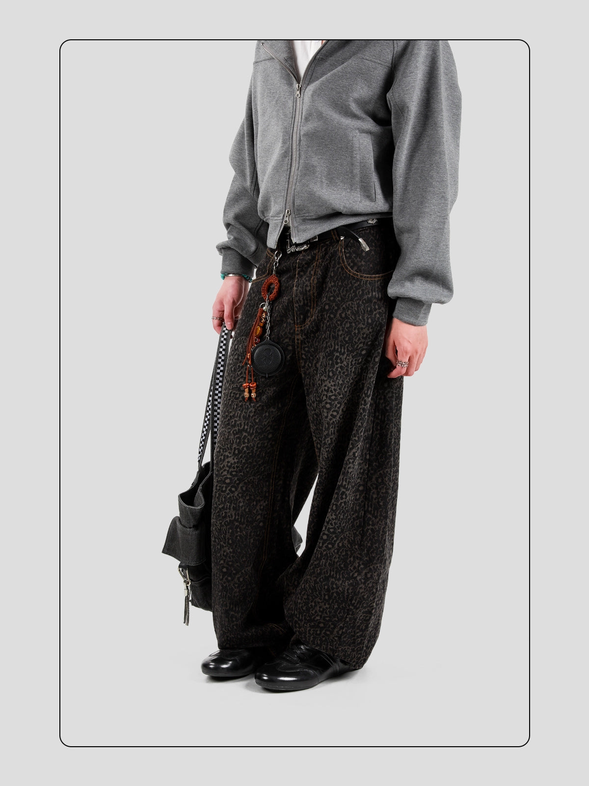 O1CN01lutQRF24v4ZWh5ChK