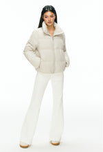 O1CN01mKMypQ1JKAju4cIcf