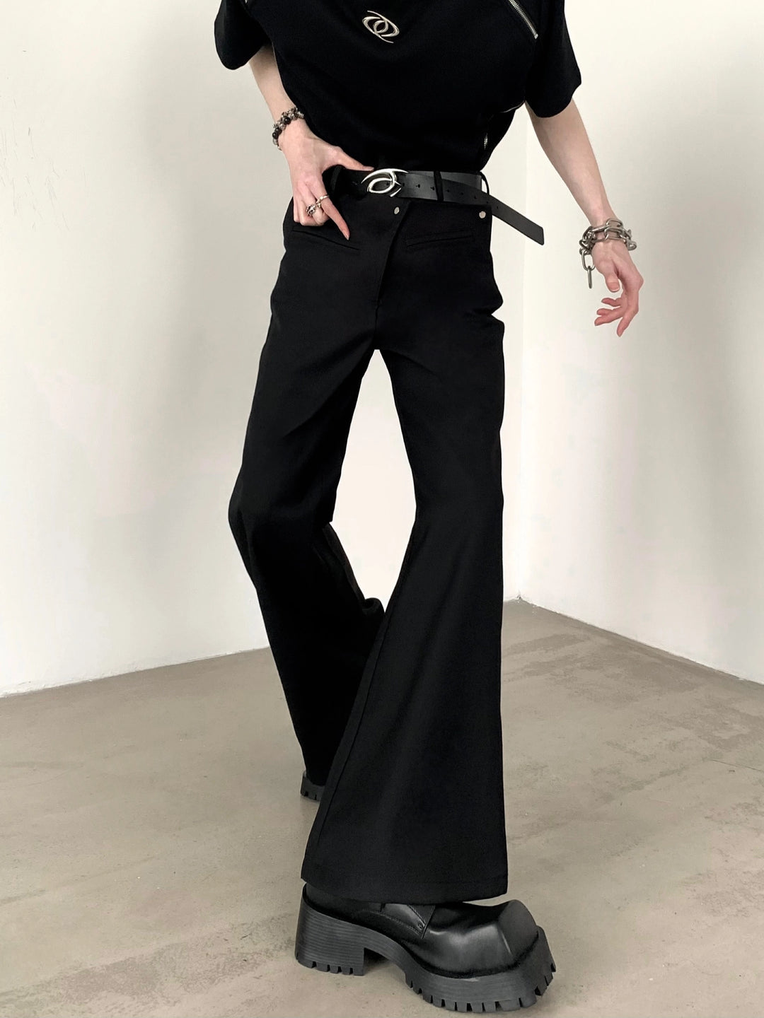 Pantaloni deconstructed multi-uso a gamba dritta svasata 