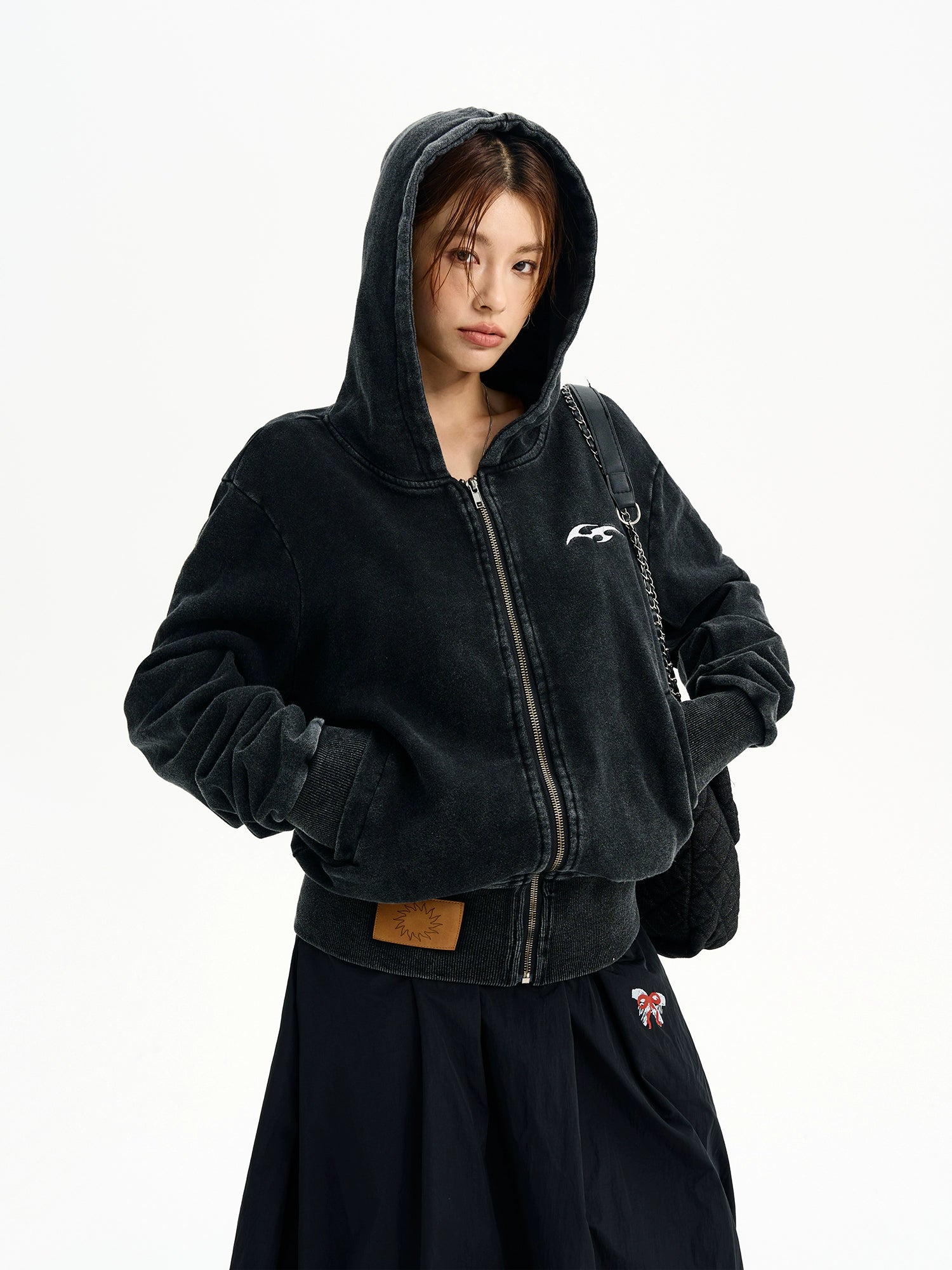 O1CN01mWPUP022JOkvamttS