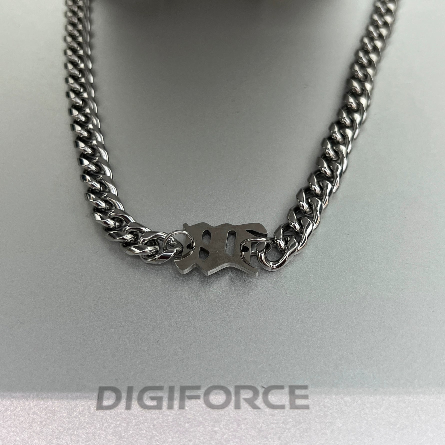 O1CN01moLMFo1yx0XNz6YkE