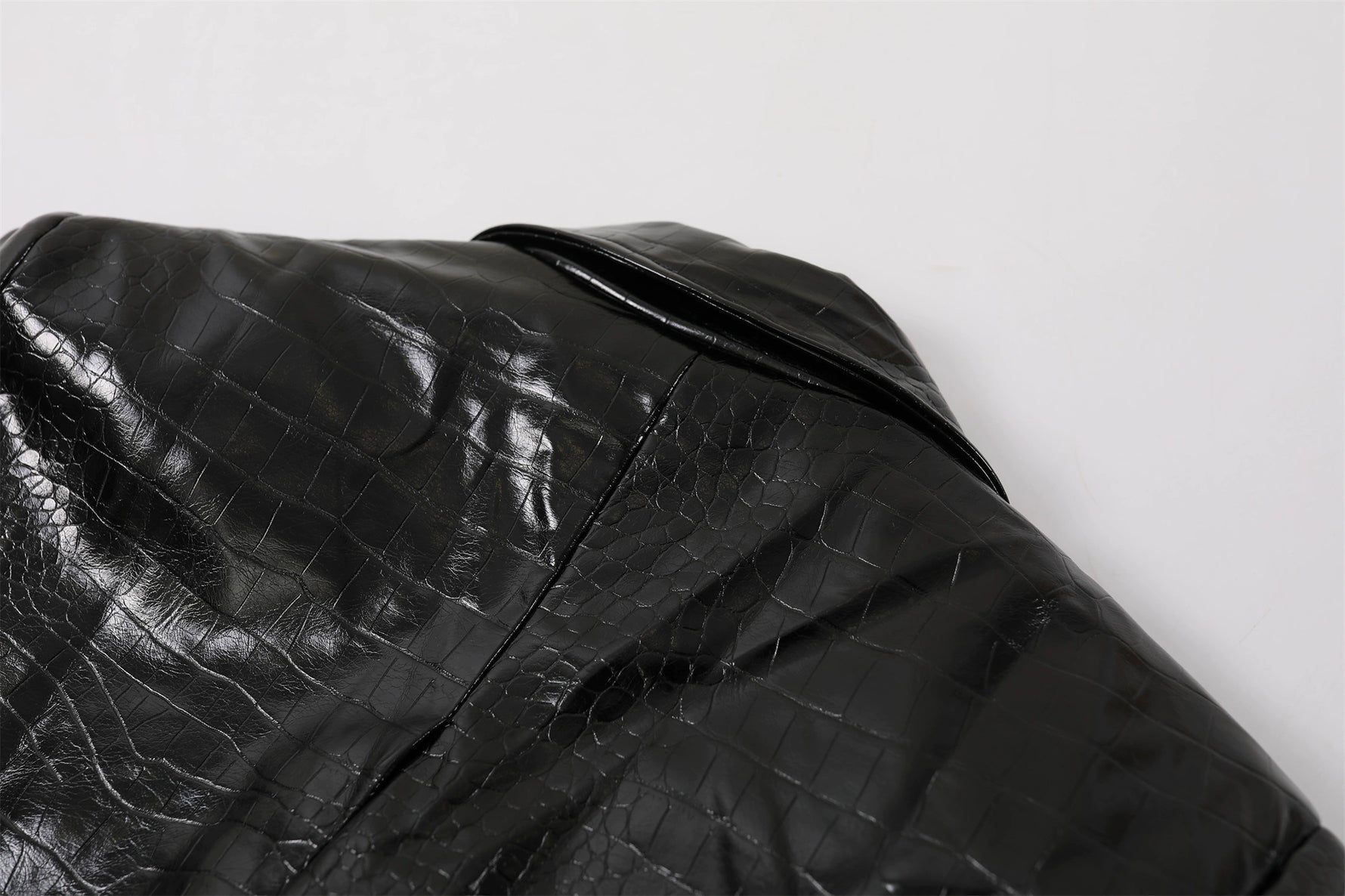 O1CN01mzWP9f1ZKCbWY25Oi