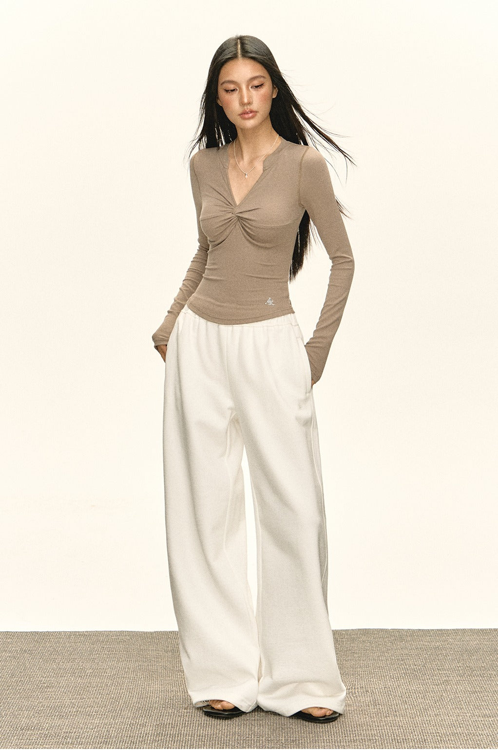 O1CN01nROeiW1JKAiboEgkf