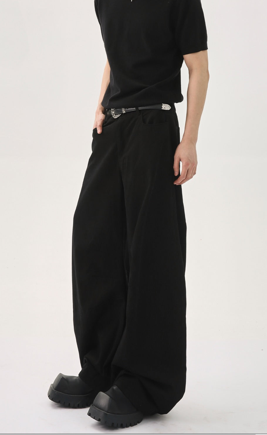 O1CN01oNKMIE1MgYshWQGTp