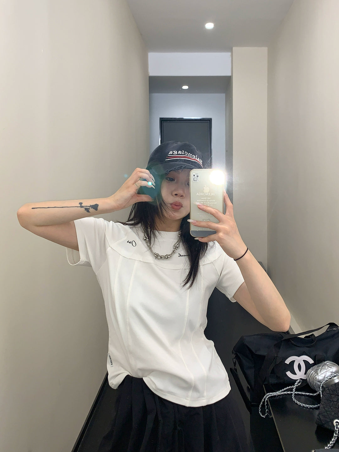 Embroidered Short Sleeve T-shirt