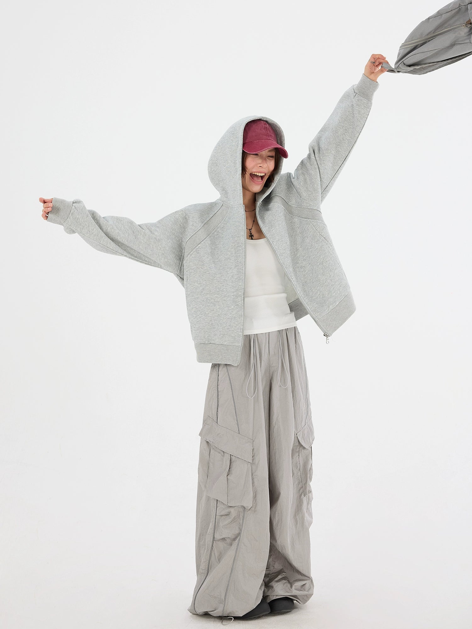 O1CN01ohLwpb22JOkU3ZceV