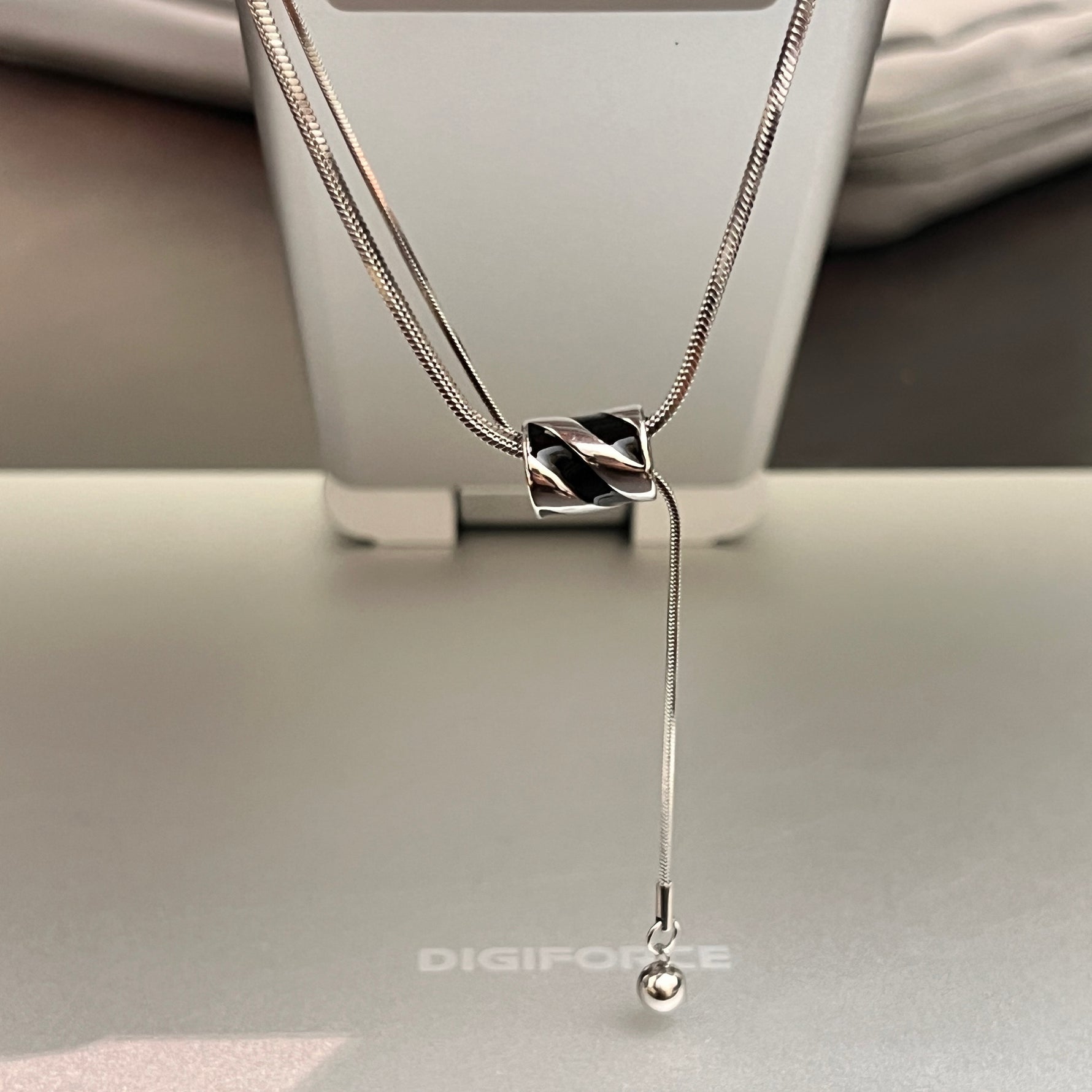 O1CN01osTzxQ1yx0UtzbGvI