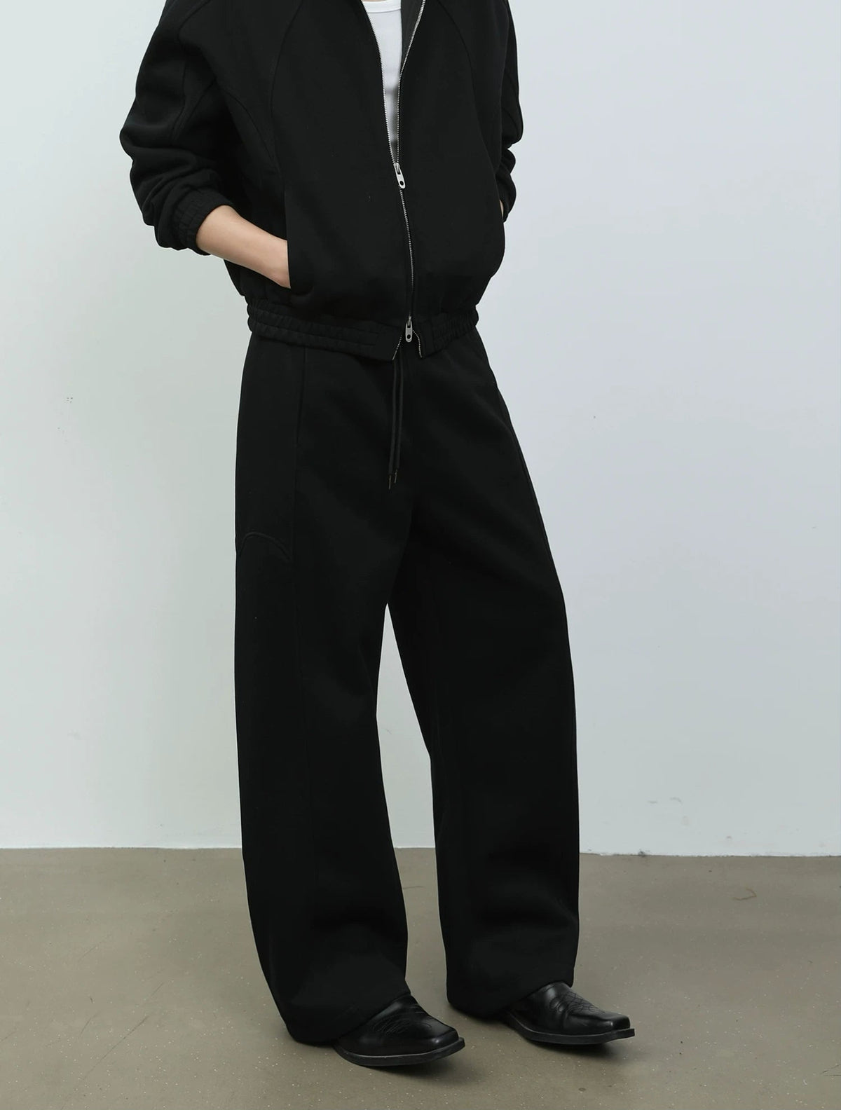 O1CN01q9YsKd1MgYxdXr3Nq