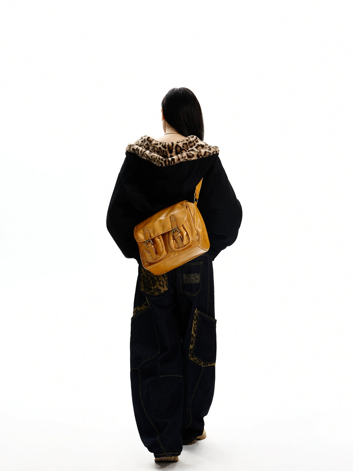 O1CN01qgmGF422JOmFpAB4O