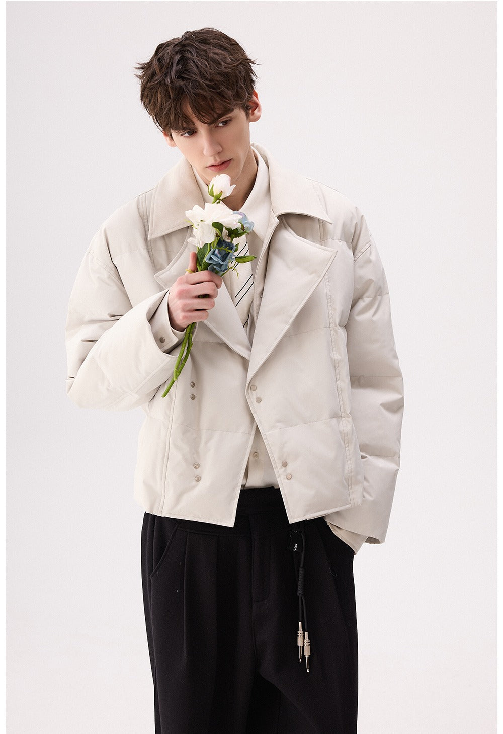 O1CN01r2ZO201IkRqOwIWM8