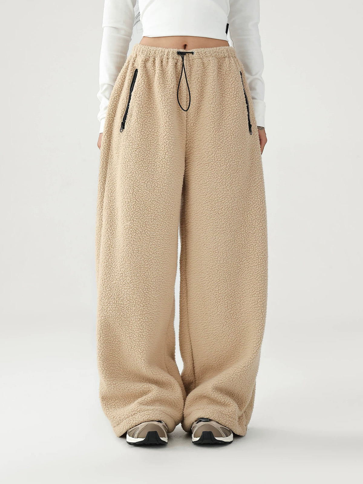 O1CN01r8BemD1Qrn7qopYE5