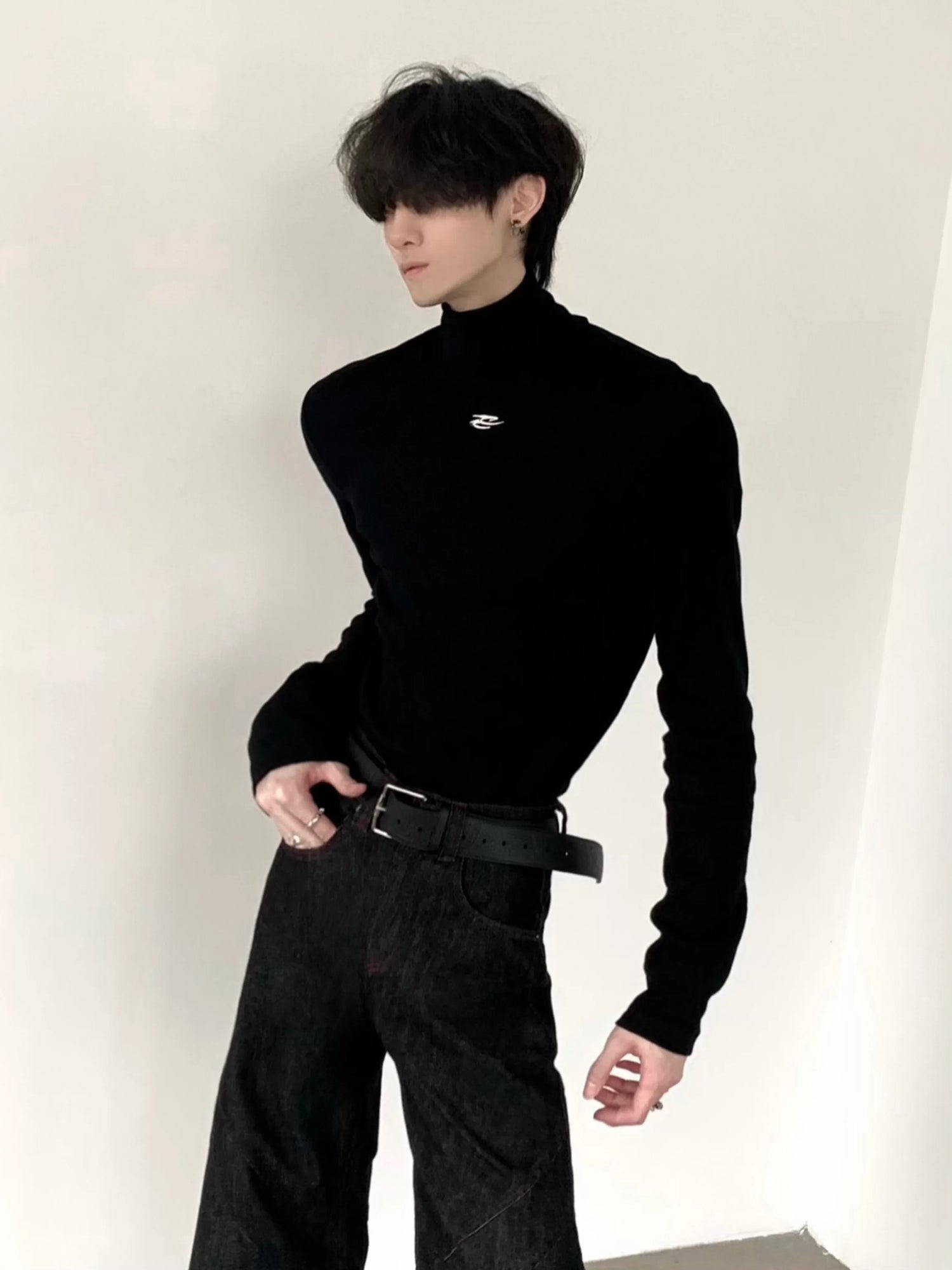 Ribbed Mock Neck Long Sleeve T-Shirt