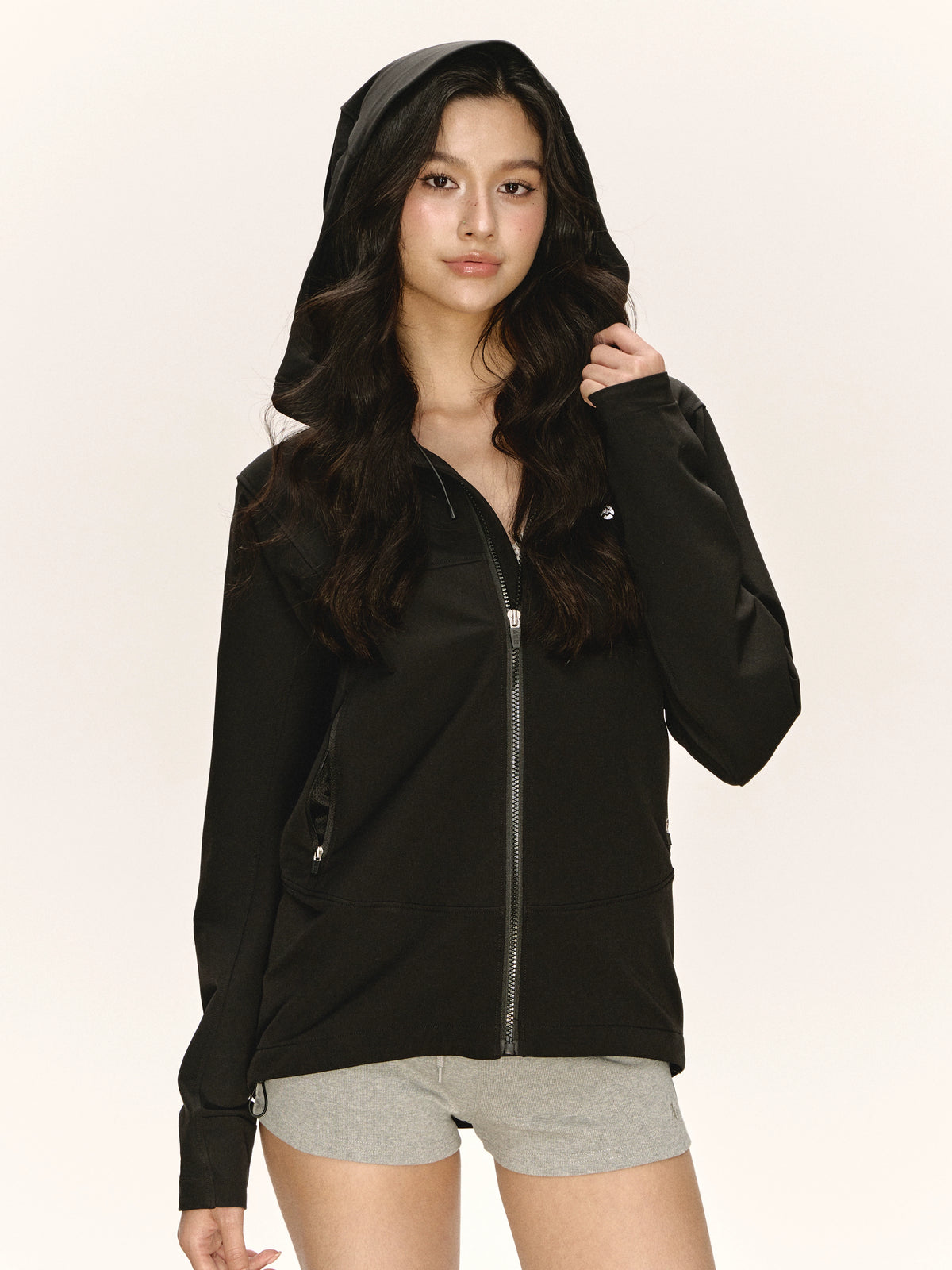 O1CN01rowGat1JKAhwiglVe