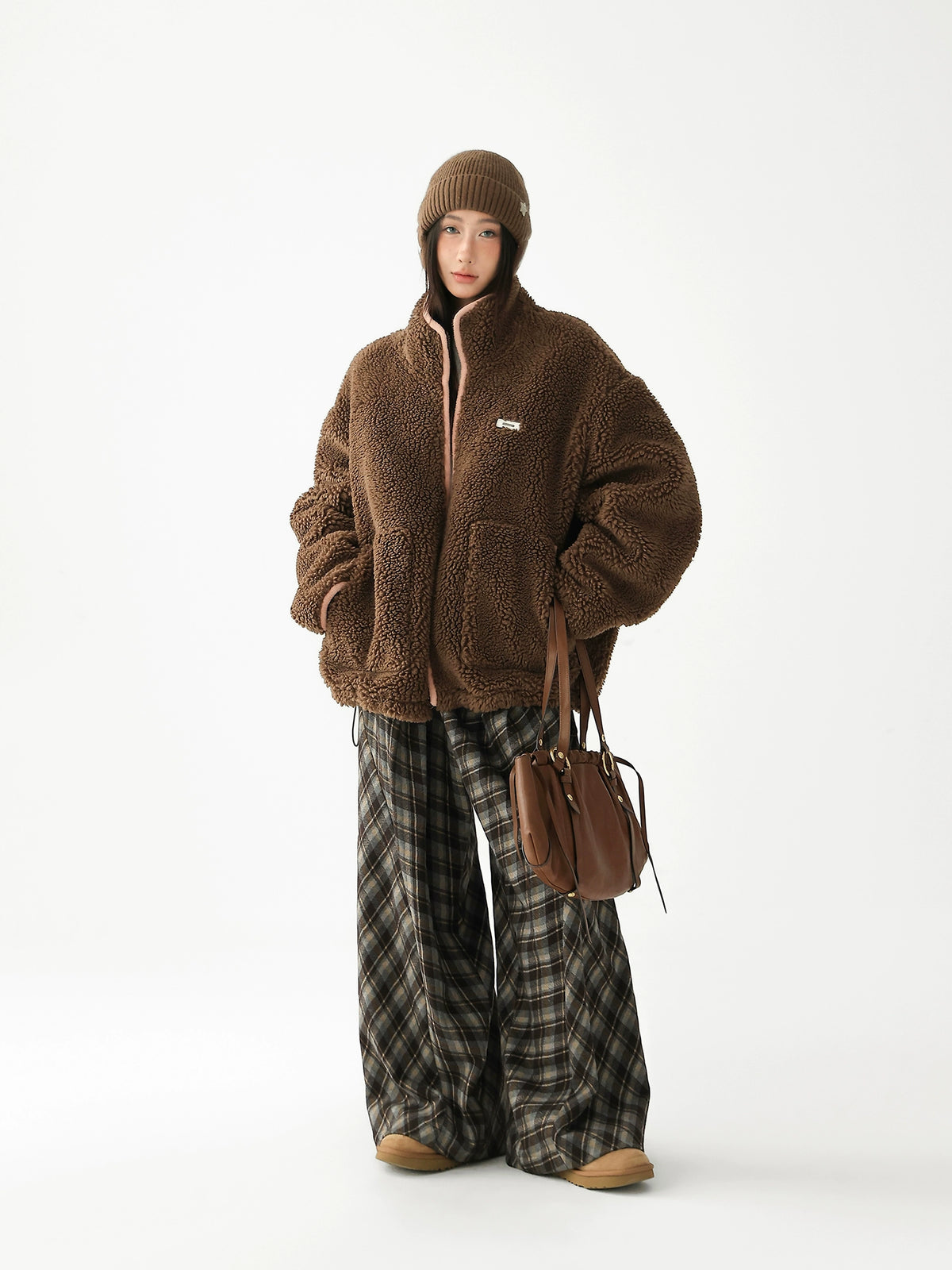 O1CN01s4HOYb1Qrn7IyNIev