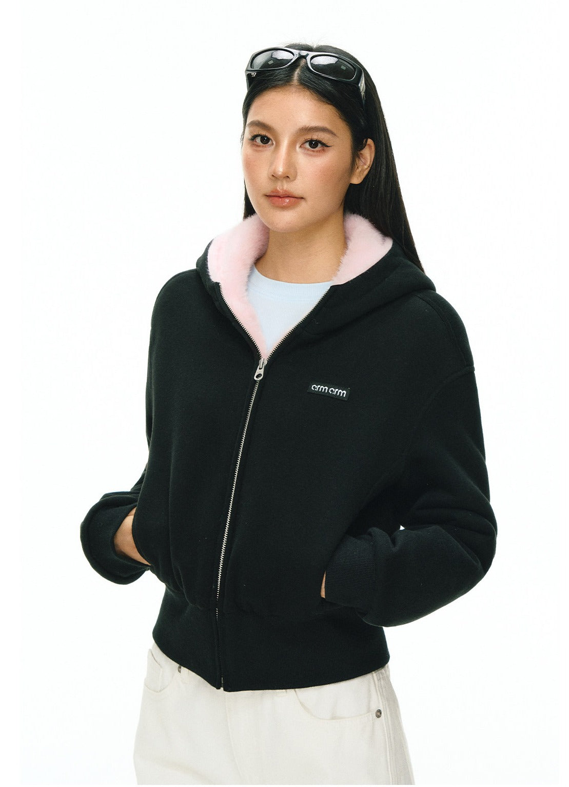 O1CN01tW1O401JKAk4fkUve