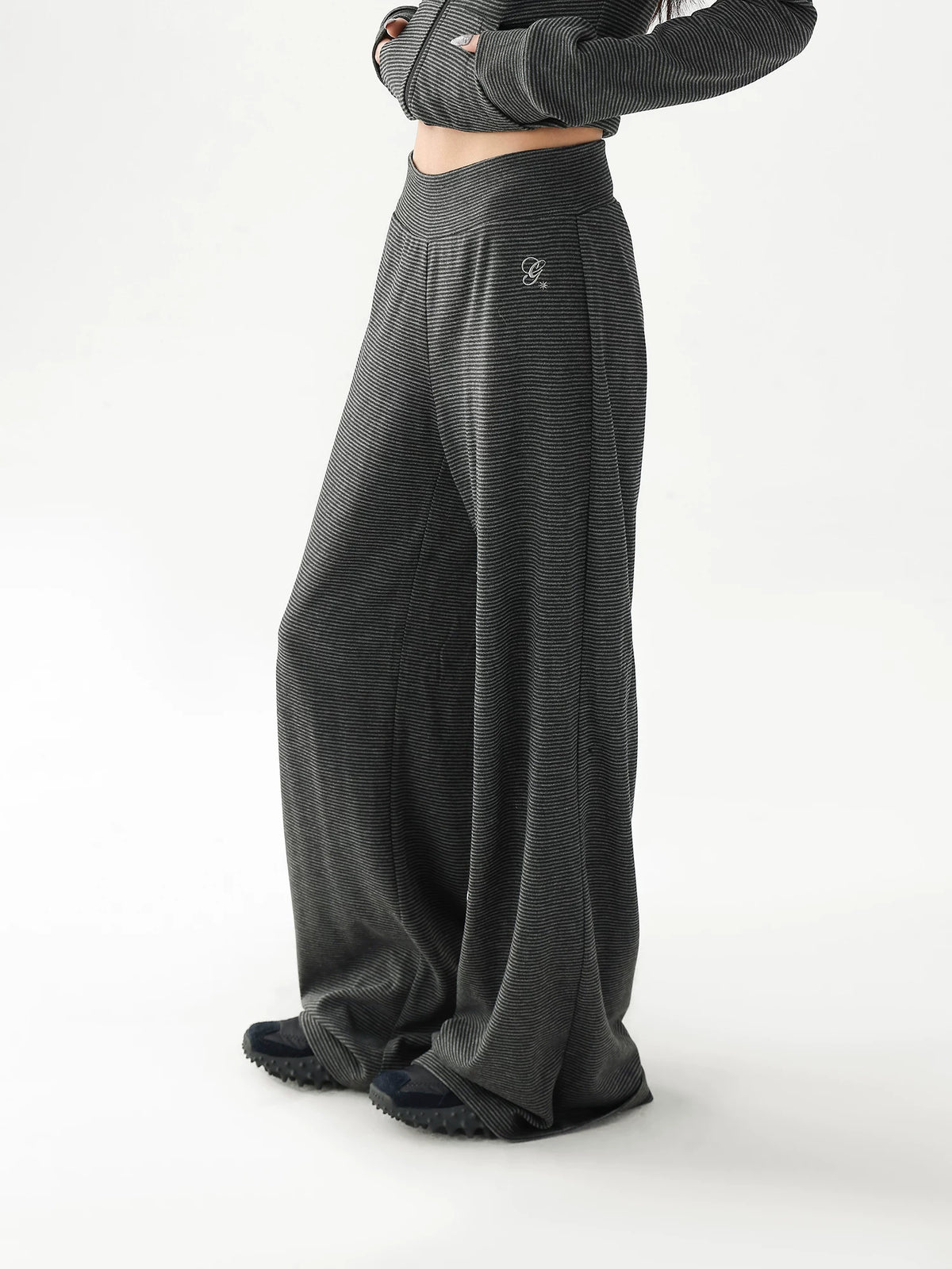 O1CN01tlUf1p1Qrn8U1LWFT