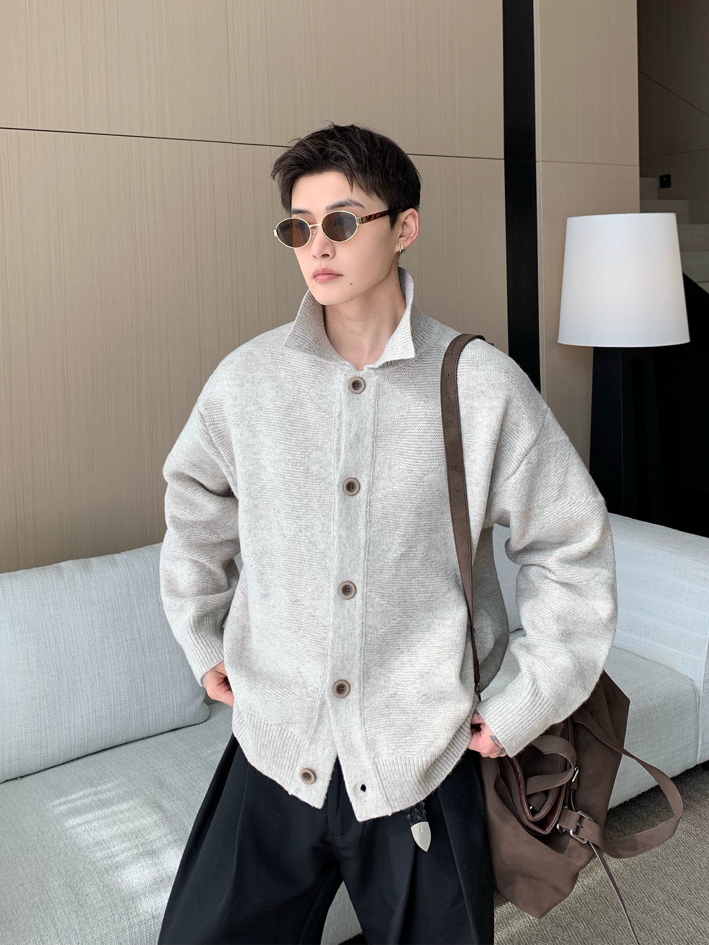 Wollknopf-Überwurf lockerer Strickcardigan 