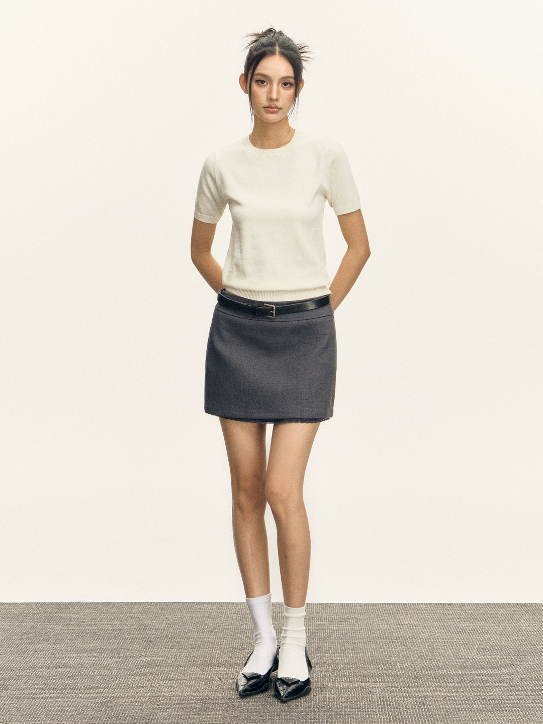 Round Neck Knitted Short Sleeve Top