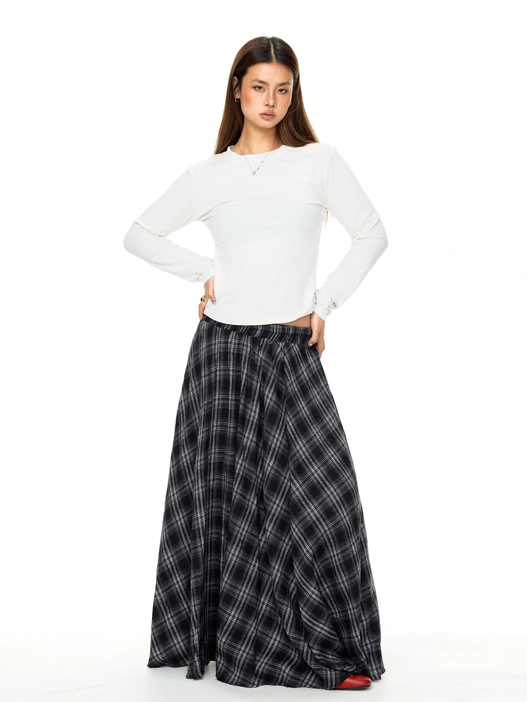 Plaid Pleated A-Line Midi Skirt 4