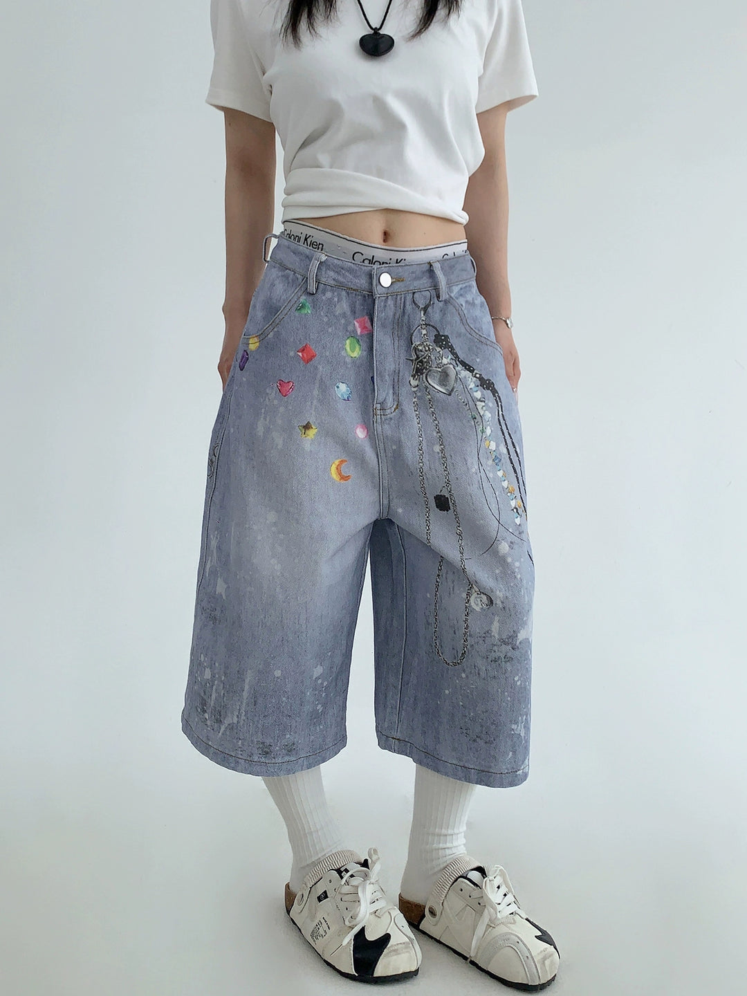Graffiti Print Denim Cropped Pants