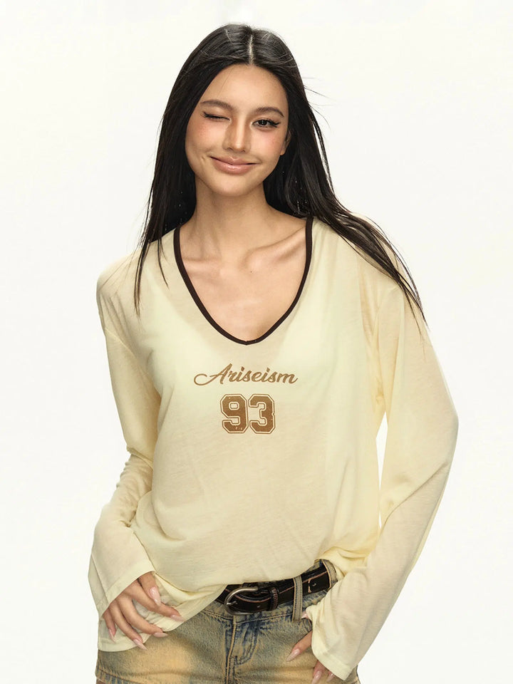 Off-the-shoulder Long-sleeved T-shirt
