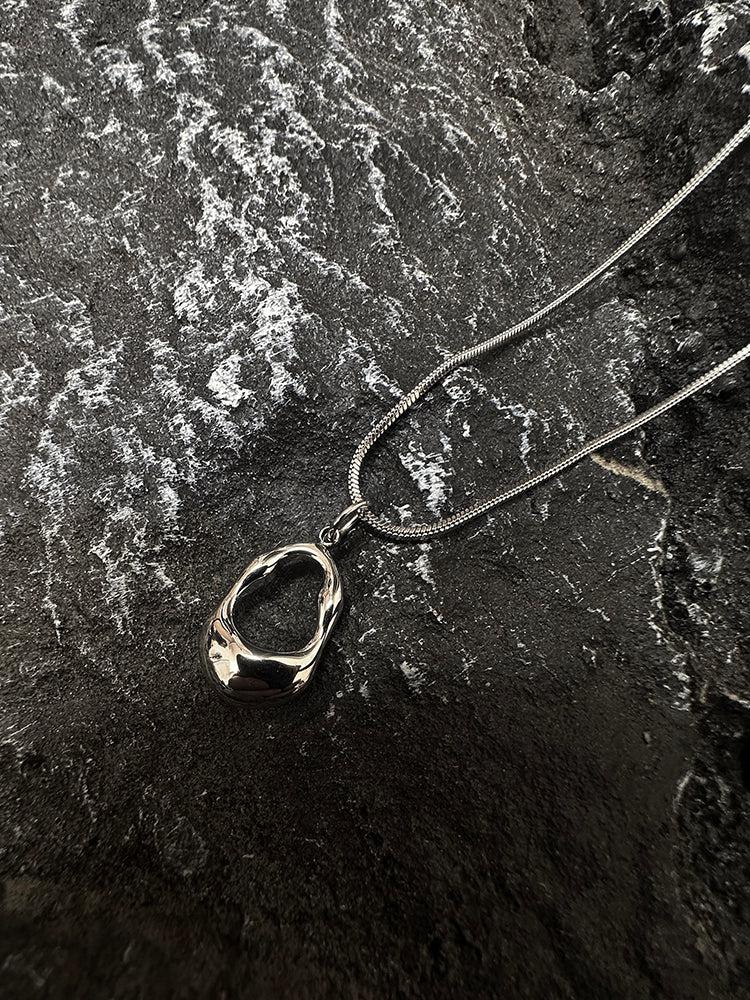 Oval Pendant Necklace