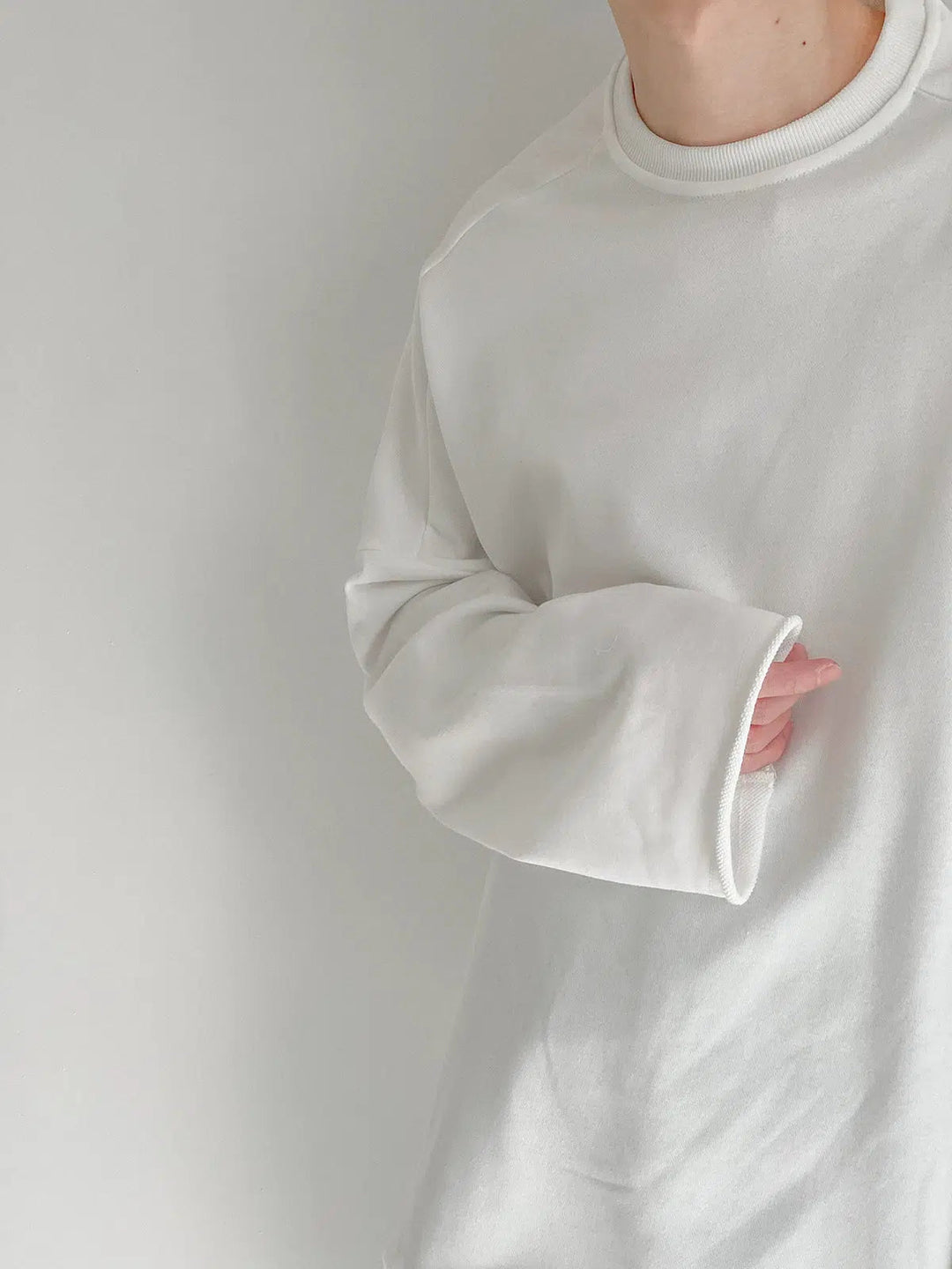 Oversize Curled Long-sleeved Shirt