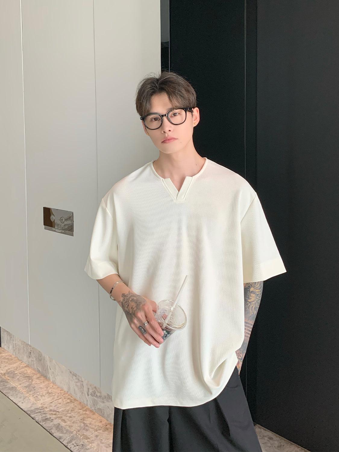 Oversized V-neck T-shirt